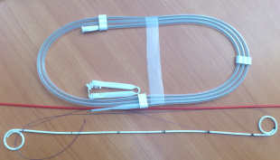 J стент с простой петлей на обоих концах в наборе с проводником, длиной 12 см, диаметром 3,0 Fr (с двумя открытыми концами)